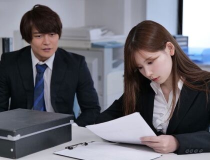 Anh trưởng phòng say tình và nữ nhân viên mới xinh đẹp vụng trộm Anh trưởng phòng say tình và nữ nhân viên mới xinh đẹp vụng trộm