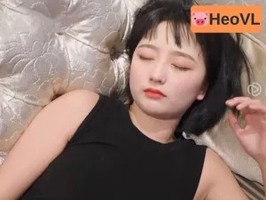 Bà chủ nhỏ dễ thương nhậu say địt không bcs với cậu nhân viên Bà chủ nhỏ dễ thương nhậu say địt không bcs với cậu nhân viên
