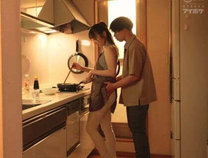 Cậu chủ nhỏ dâm dục gạ địt nữ giúp việc mông to xinh đẹp Cậu chủ nhỏ dâm dục gạ địt nữ giúp việc mông to xinh đẹp