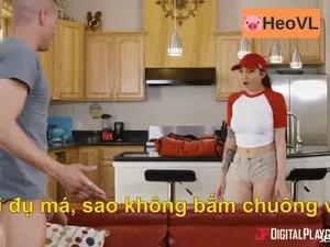Gái giao hàng mất nết Gái giao hàng mất nết