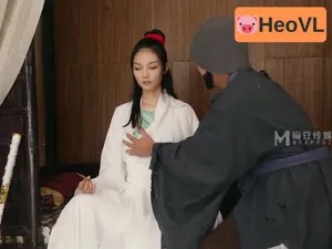 Nữ kiếm sĩ bị điểm huyệt rồi đè ra hiếp dâm Nữ kiếm sĩ bị điểm huyệt rồi đè ra hiếp dâm